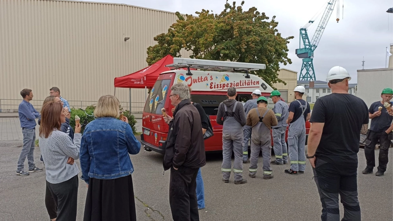 Eisaktion bei Lürssen in Schacht-Audorf