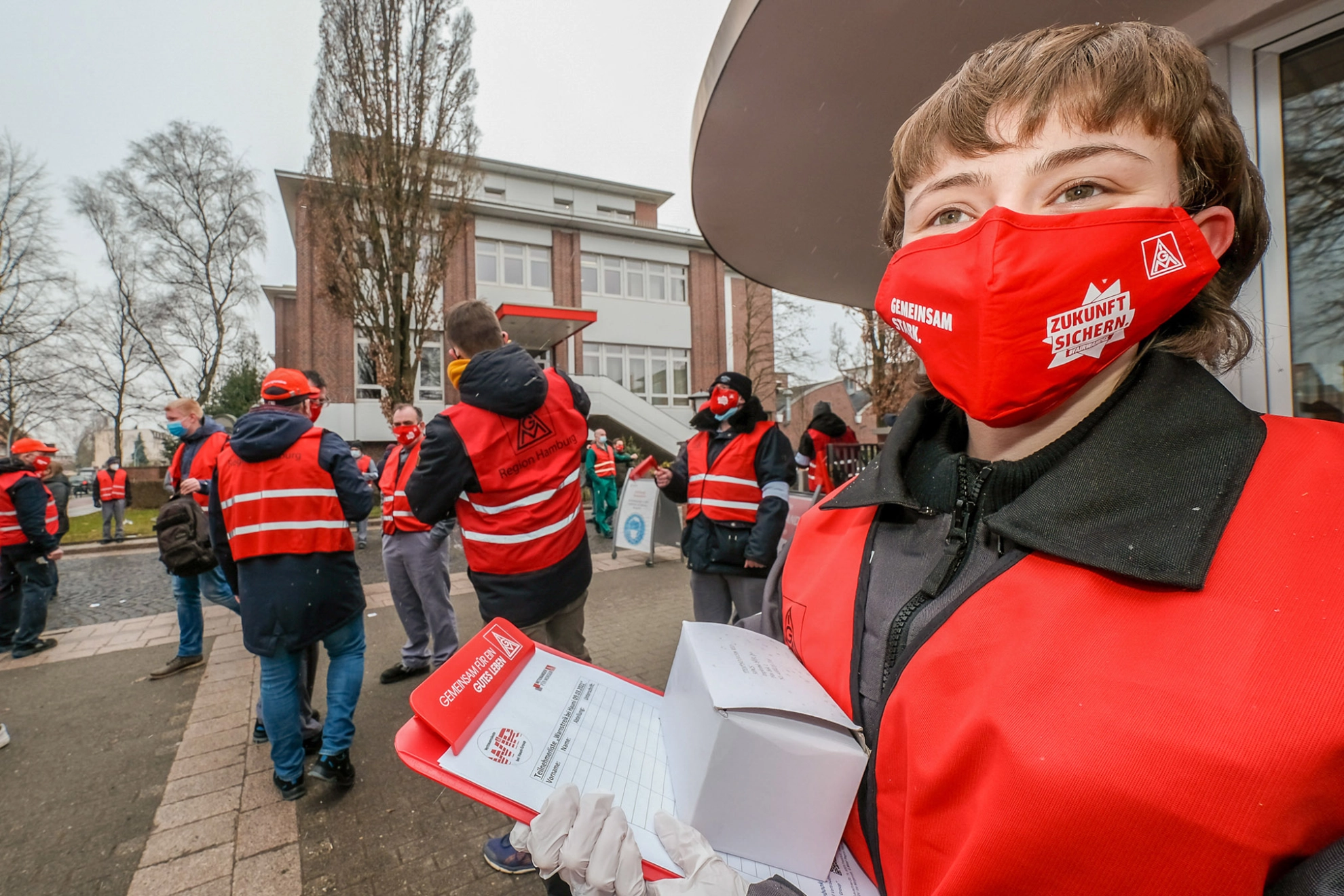 Tarifrunde M+E: Warnstreik bei Hauni in Hamburg