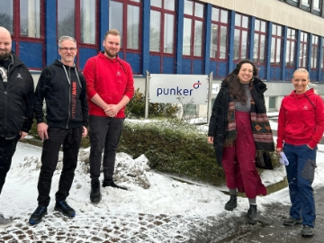 Bundestagsabgeordnete Mazzi bei punker