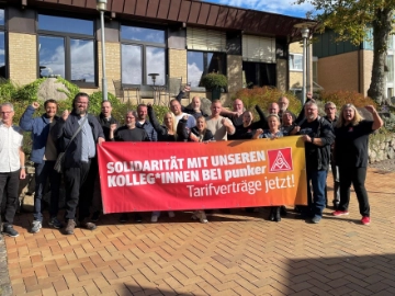 Solidarität mit den Kolleginnen und Kollegen von punker
