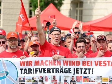 IG Metall-Mitglieder bei Windanlagenhersteller Vestas stimmen für Verhandlungsergebnis