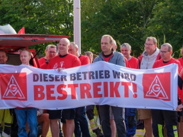 Erstmals ganztägiger Warnstreik bei Windenergieanlagenhersteller Vestas und Kundgebung in Hamburg